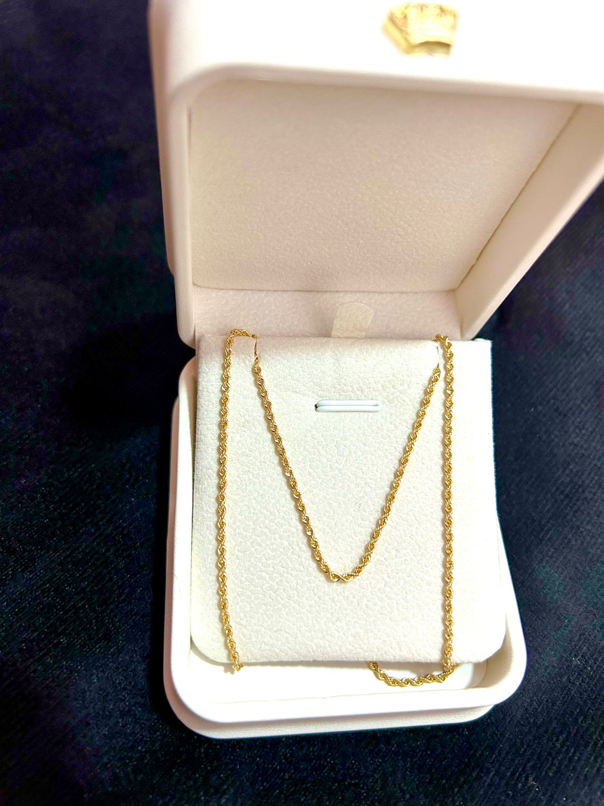 Cadena lazo 18K
